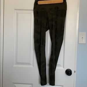 The North Face camo print leggings